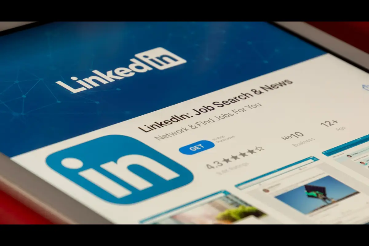 Why LinkedIn Paid Ads are the Secret Weapon for Small Business Owners and Marketing Pros